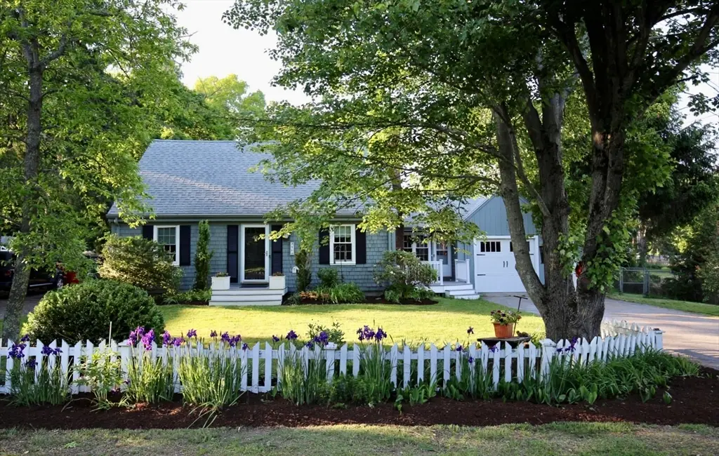 86 Taunton St, Lakeville, MA 02347 - #1