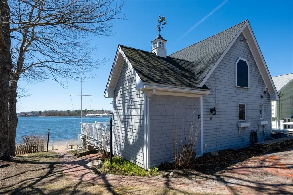 15 Oakhill Rd, Wareham, MA 02571 - #1