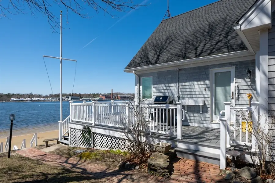 15 Oakhill Rd, Wareham, MA 02571 - #3