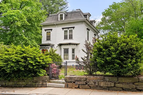 212 Chestnut Ave, Boston, MA 02130
