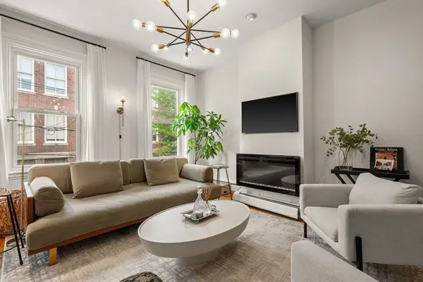 19 Walker St, Boston, MA 02129