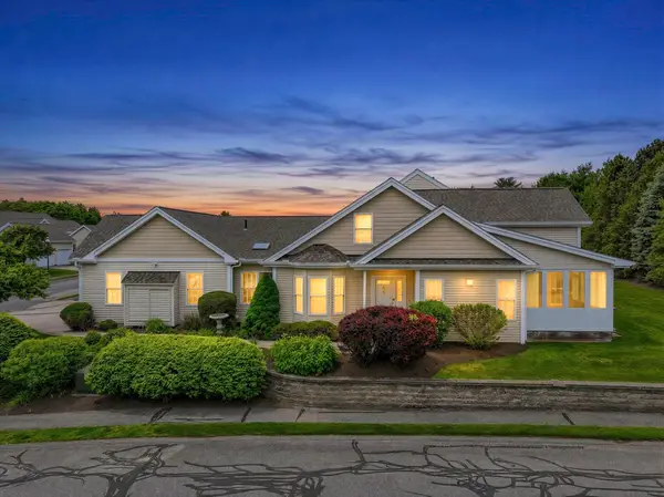 70 Orchard Meadow Dr #70, Shrewsbury, MA 01545
