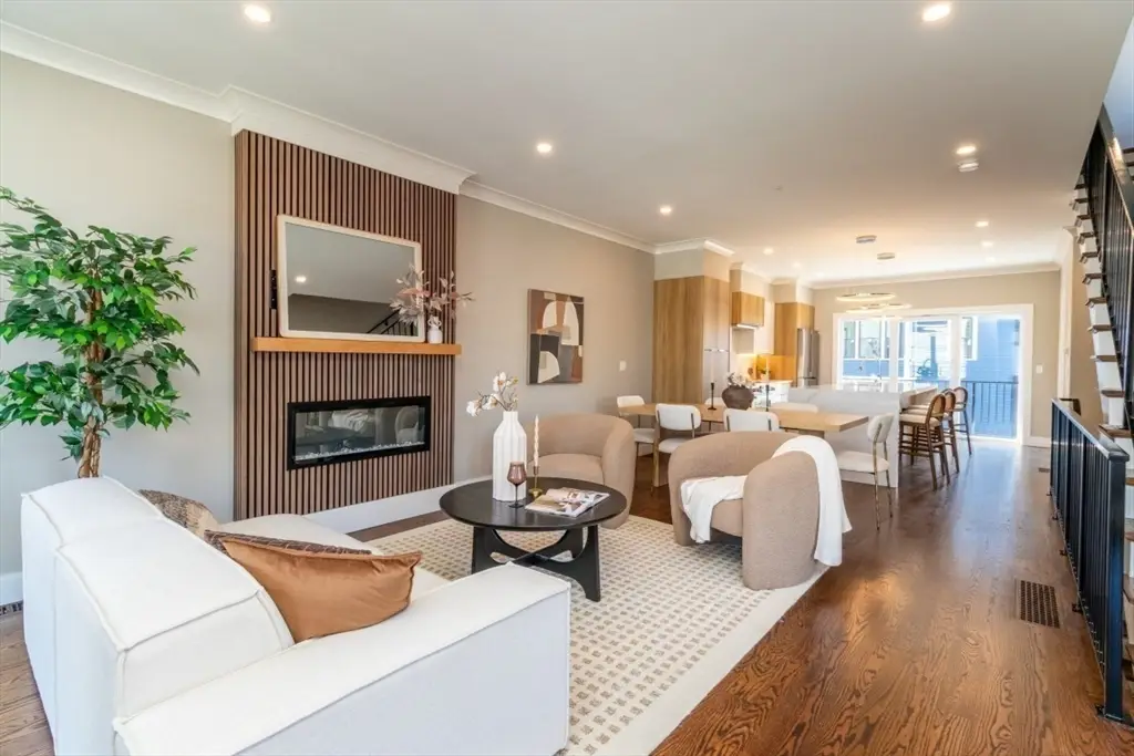 15 Tanglewood #D, Boston, MA 02124 - #1