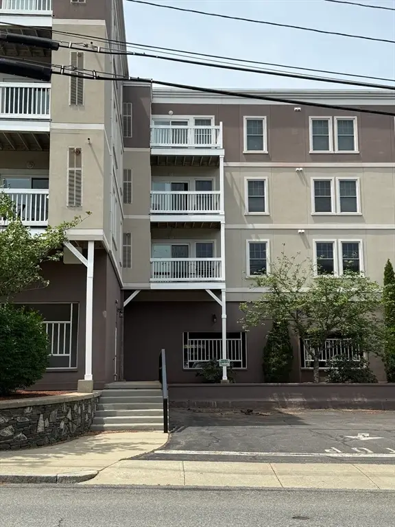 414 Mount Hope St #104, North Attleboro, MA 02760 - #1