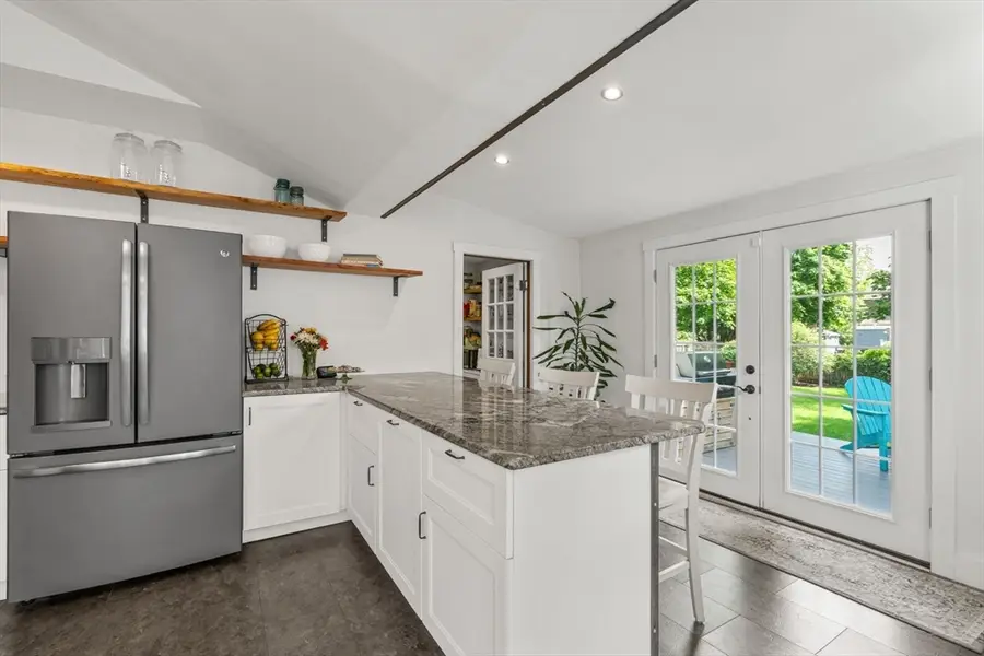 140 Middle St, Weymouth, MA 02189 - #3