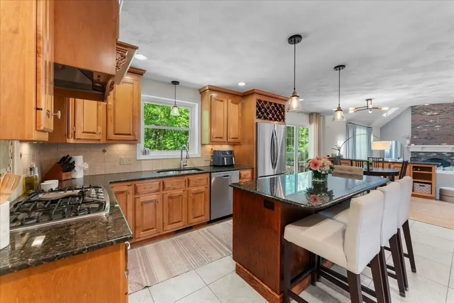 2 Harrison Pl, Franklin, MA 02038 - #3