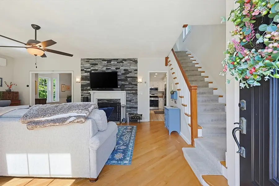 9 Commonwealth Ave, Dedham, MA 02026 - #2