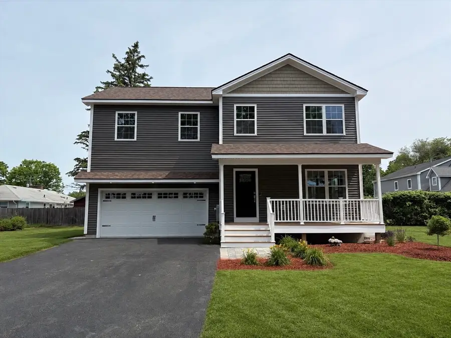 8 Emerald Avenue, Westfield, MA 01085 - #3