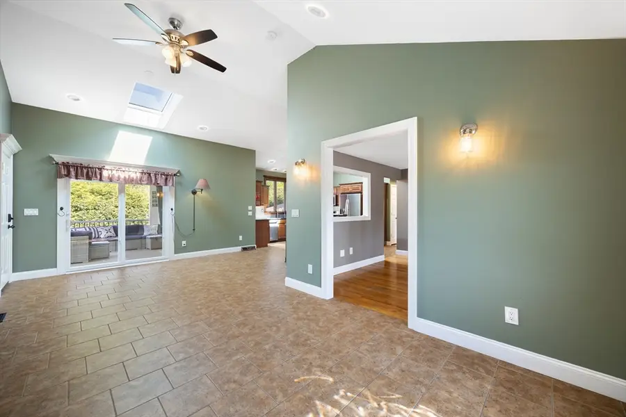 67 Robak Drive, Chicopee, MA 01020 - #3