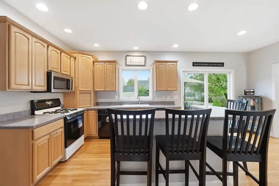 30 Wright Dr, Marlborough, MA 01752 - #3