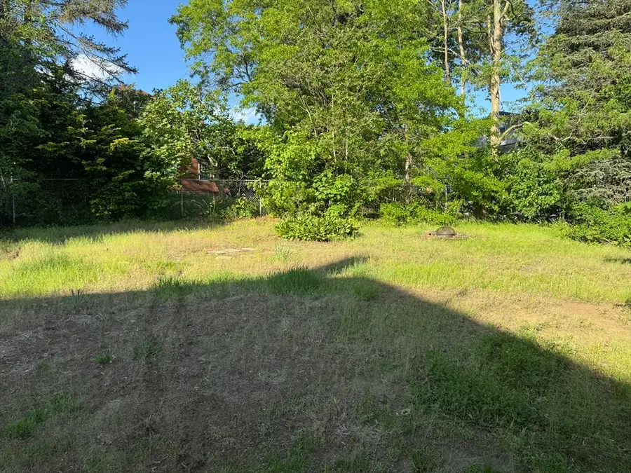 18 Buttonwoods Terrace, Haverhill, MA 01830 - #3