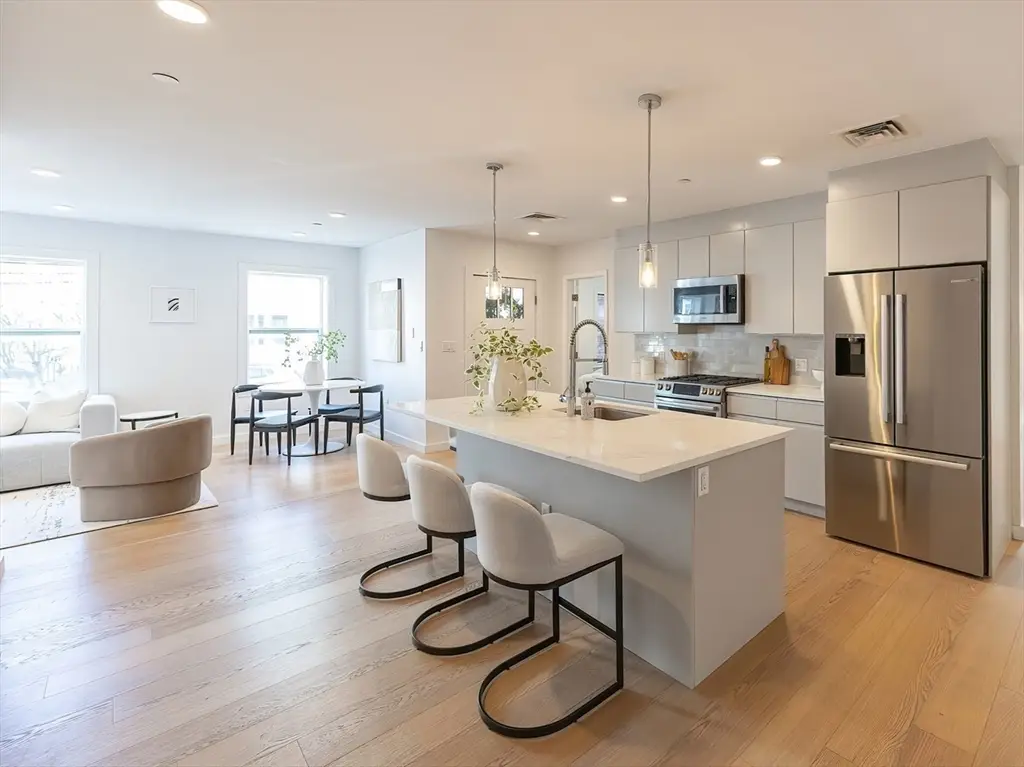 16 Boardman St #105, Boston, MA 02128 - #1