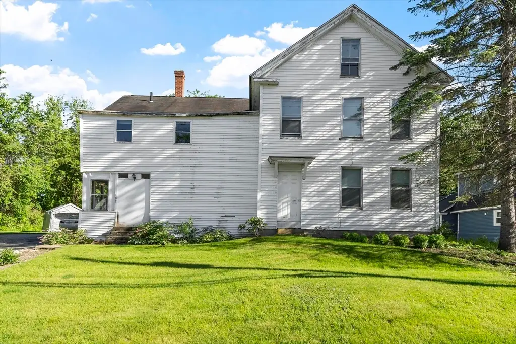 102 Liberty St, Athol, MA 01331 - #1