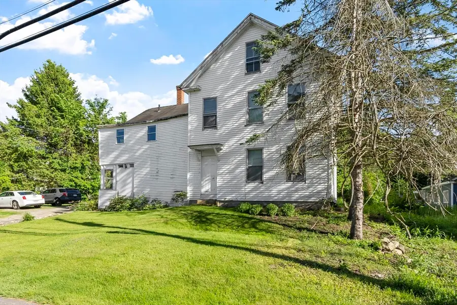 102 Liberty St, Athol, MA 01331 - #3