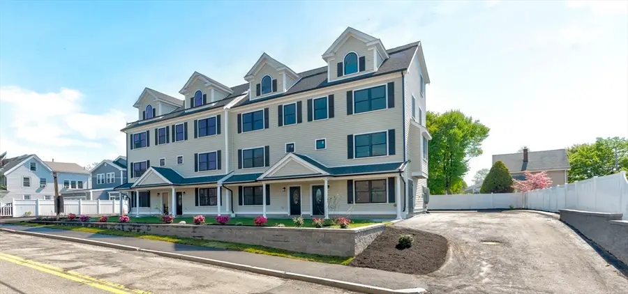 161 Sumner St #2, Quincy, MA 02169 - #3