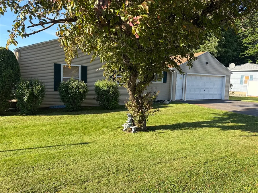 138 N Main St, Belchertown, MA 01007 - #2