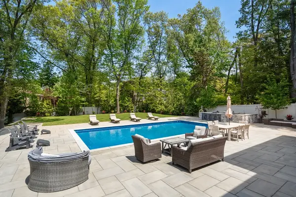 28 Tyler Rd, Lexington, MA 02420