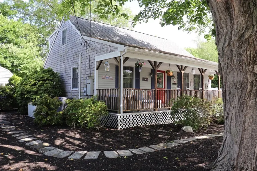 26 Robin Ln, Somerset, MA 02726 - #2