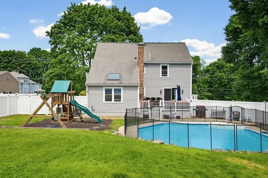 102 Purchase St, Milford, MA 01757 - #2