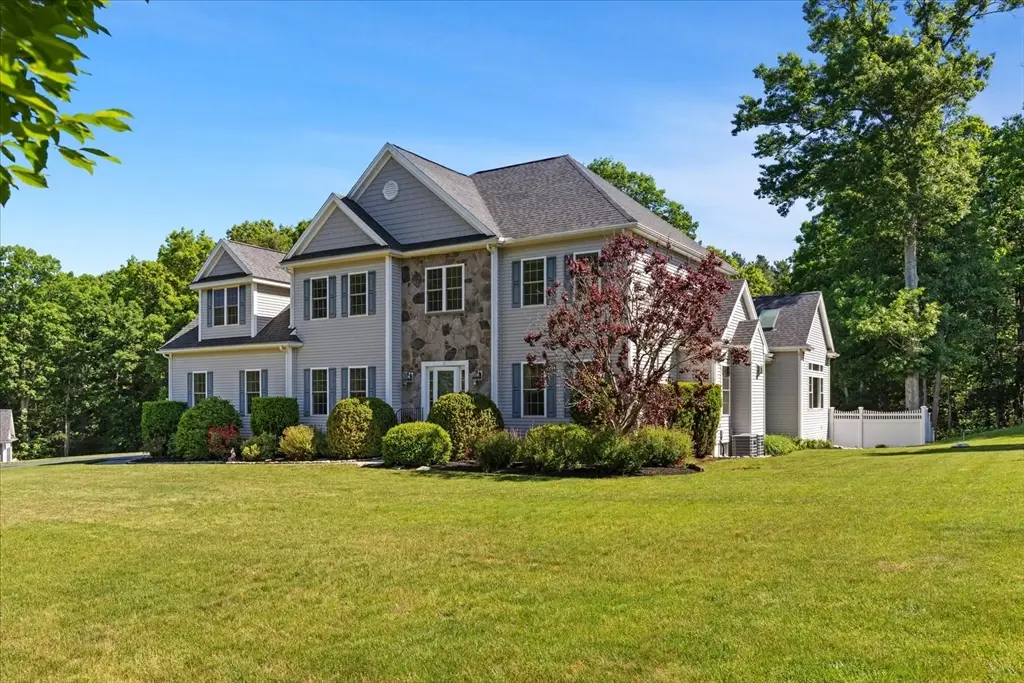71 Silver Fox Rd, Franklin, MA 02038 - #1