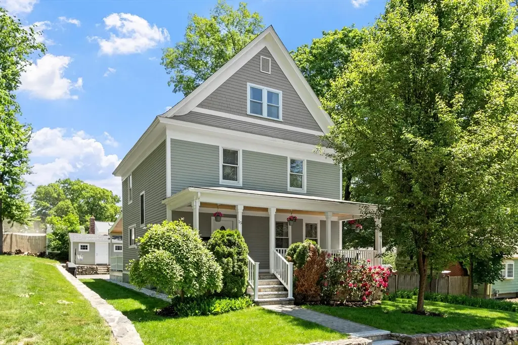 15 Bennett St, Hudson, MA 01749 - #1