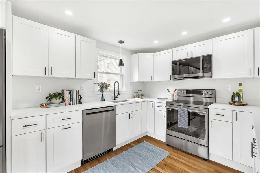 39 Collins St, Boston, MA 02136 - #3