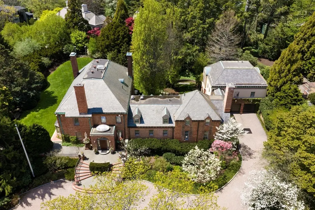 40 Singletree Rd, Brookline, MA 02467 - #1