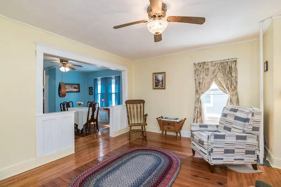 58-60 Morton St, West Springfield, MA 01089 - #3
