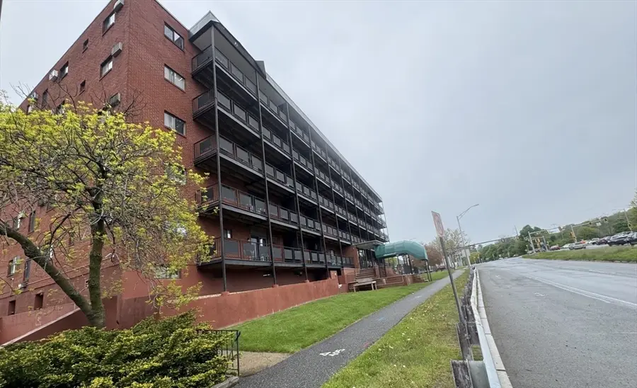 585 Revere Beach Pkwy #403, Revere, MA 02151 - #3