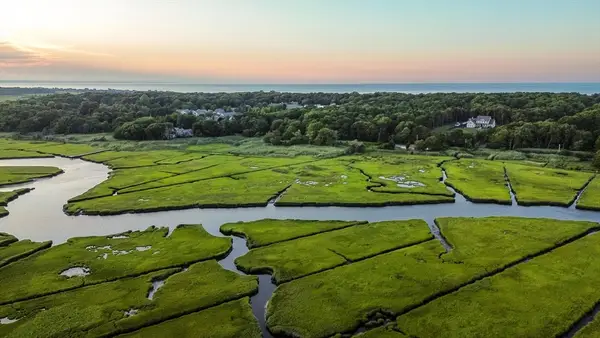 566 Route 6a, Sandwich, MA 02537