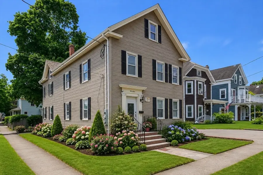 17 Charles St, Danvers, MA 01923 - #2