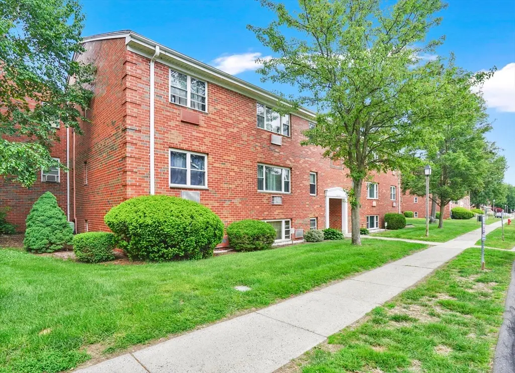 272 Regency Park Dr #272, Agawam, MA 01001 - #1