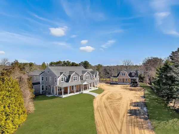 9 Suttons Way, Edgartown, MA 02539