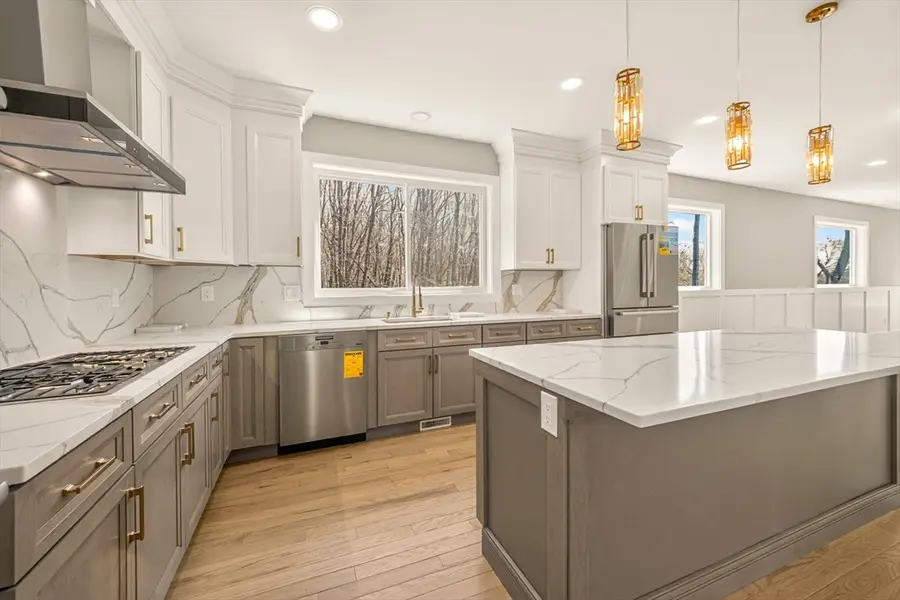 10 Falcon Dr, Shrewsbury, MA 01545 - #3