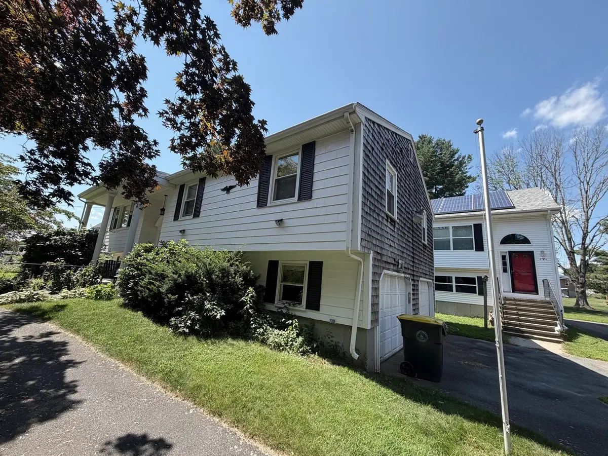 297 Elm St, Somerset, MA 02726 - #1