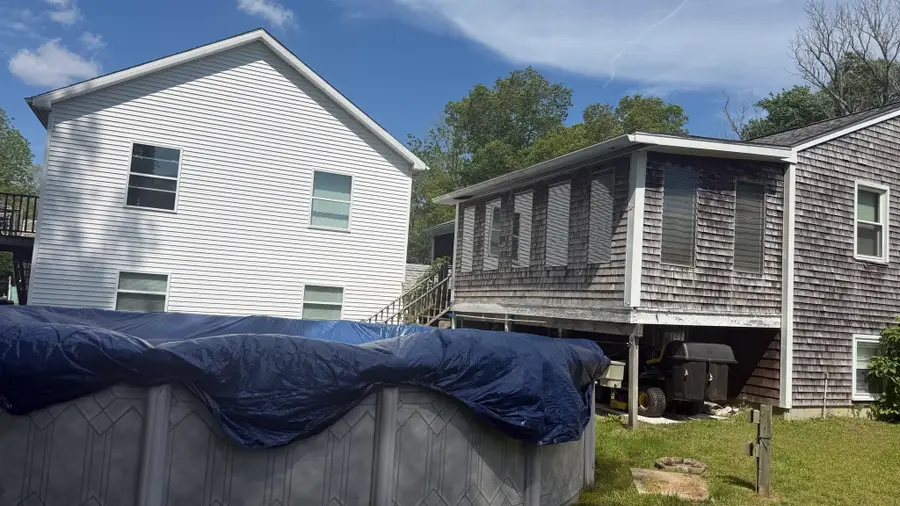 297 Elm St, Somerset, MA 02726 - #3
