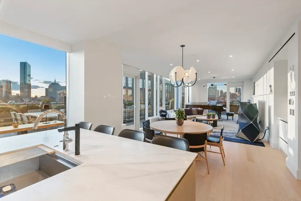 380 Harrison Ave #12J, Boston, MA 02118 - #1