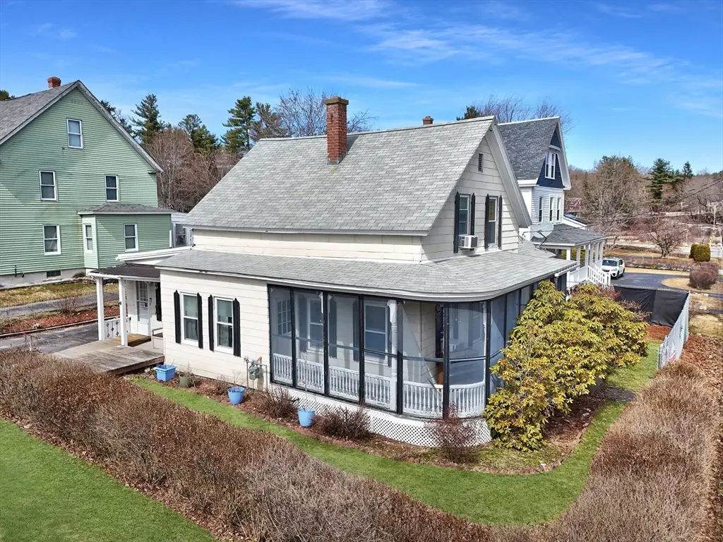 542 North St, Fitchburg, MA 01420 - #1