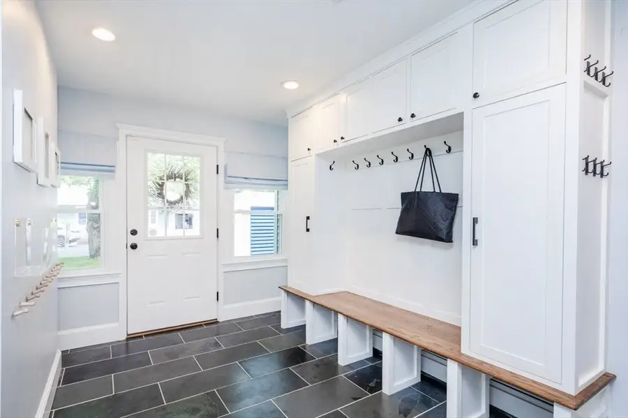 2 Amherst Rd, Andover, MA 01810 - #3
