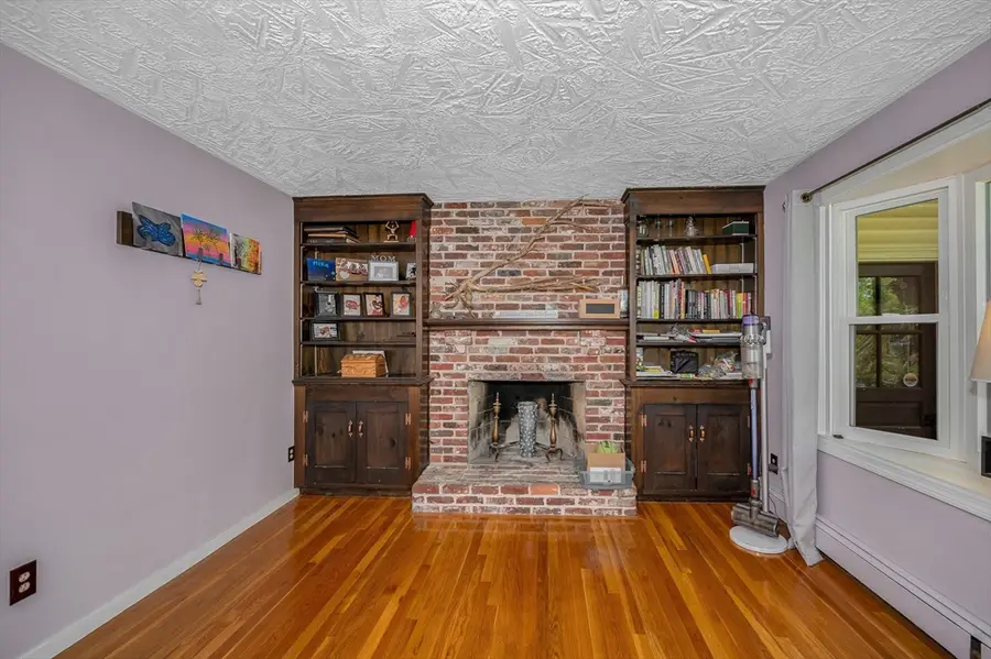 49 Countryside Rd, North Grafton, MA 01536 - #3
