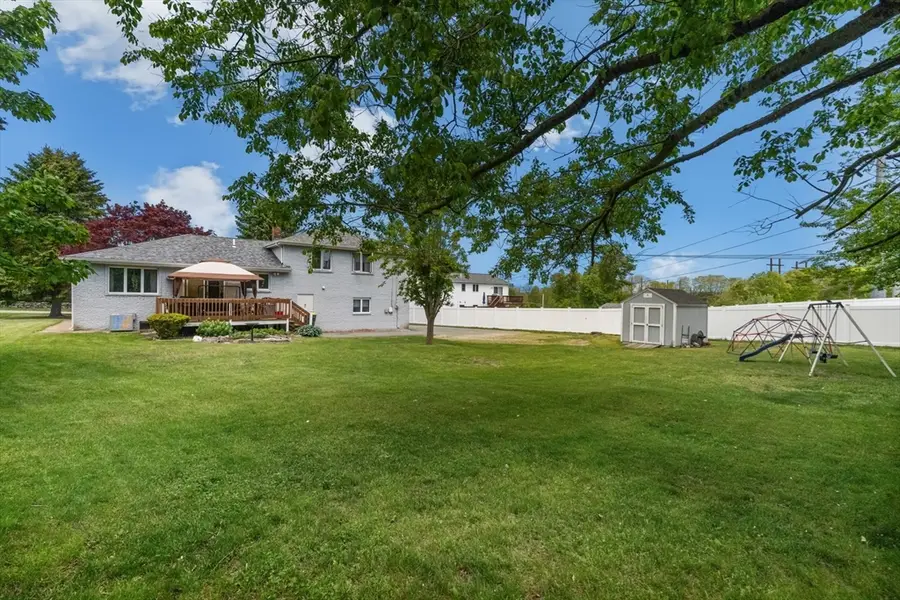 394 Lees River Ave, Somerset, MA 02725 - #3