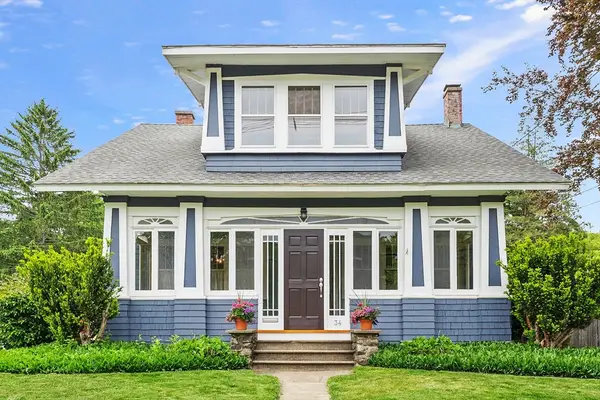 34 Great Road, Maynard, MA 01754