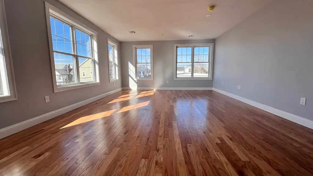 585 Washington St #301, Quincy, MA 02169 - #1