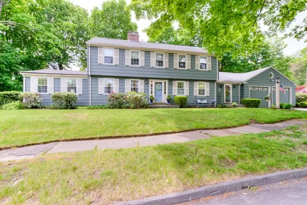 5 Algonquin Rd, Worcester, MA 01609