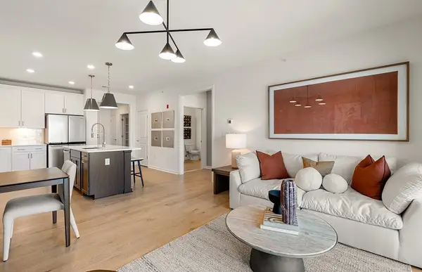 5 Peters Farm Way #104, Westborough, MA 01581