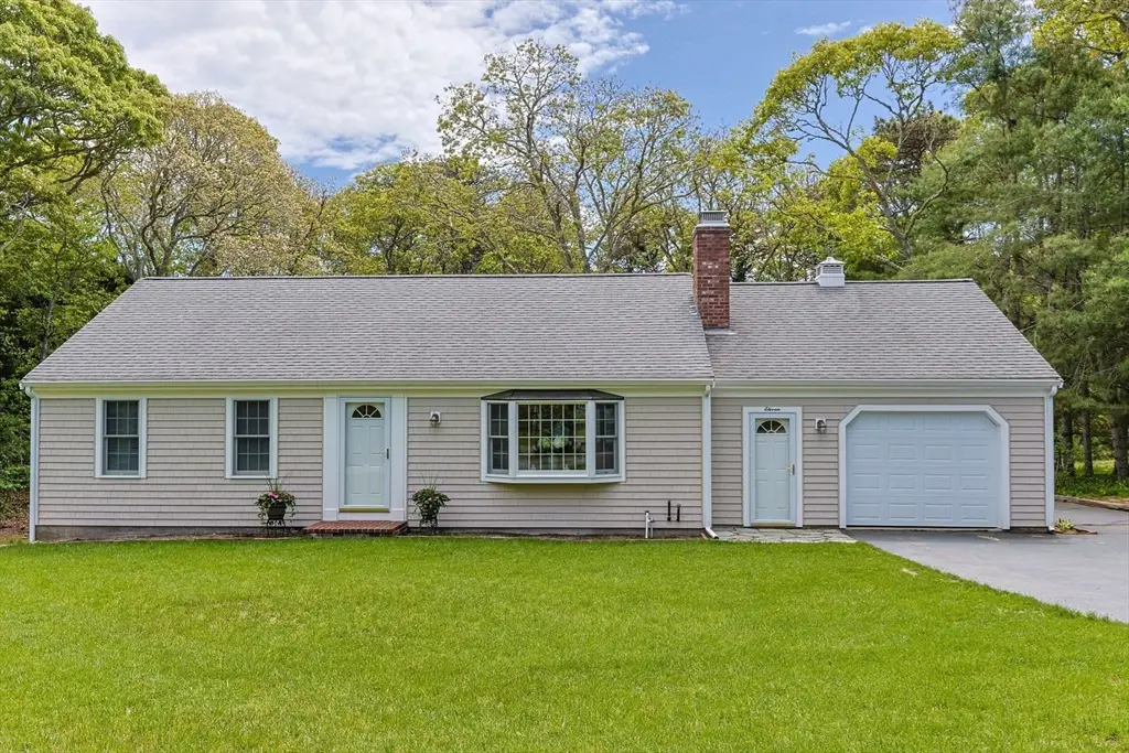 11 Little Marsh Ln, Harwich, MA 02645 - #1