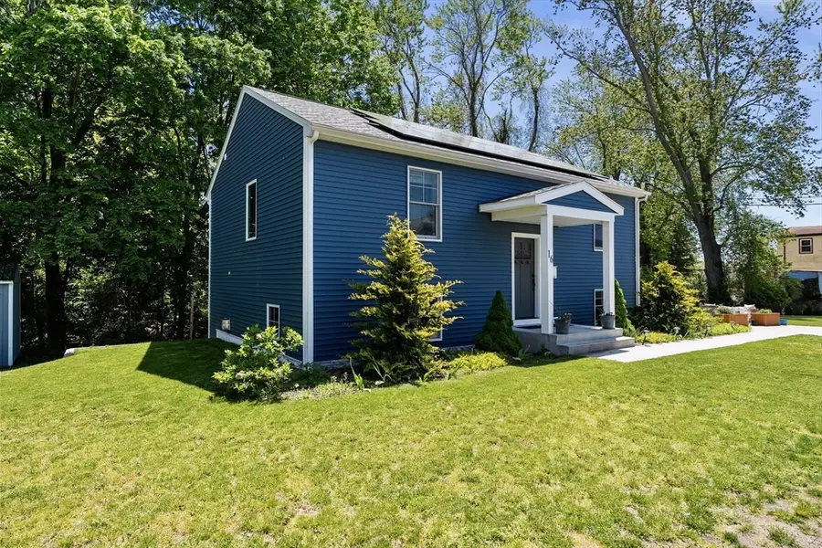 16 Clancy St, Swansea, MA 02777 - #2