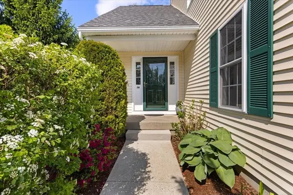 29 Coldspring Drive #A, Sutton, MA 01590