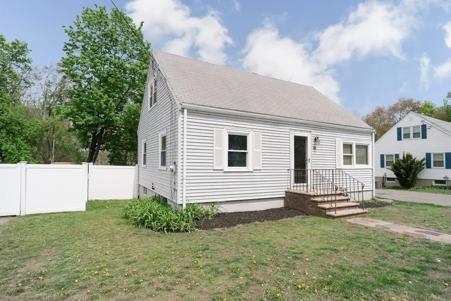 367 Lynnfield St, Peabody, MA 01960 - #2