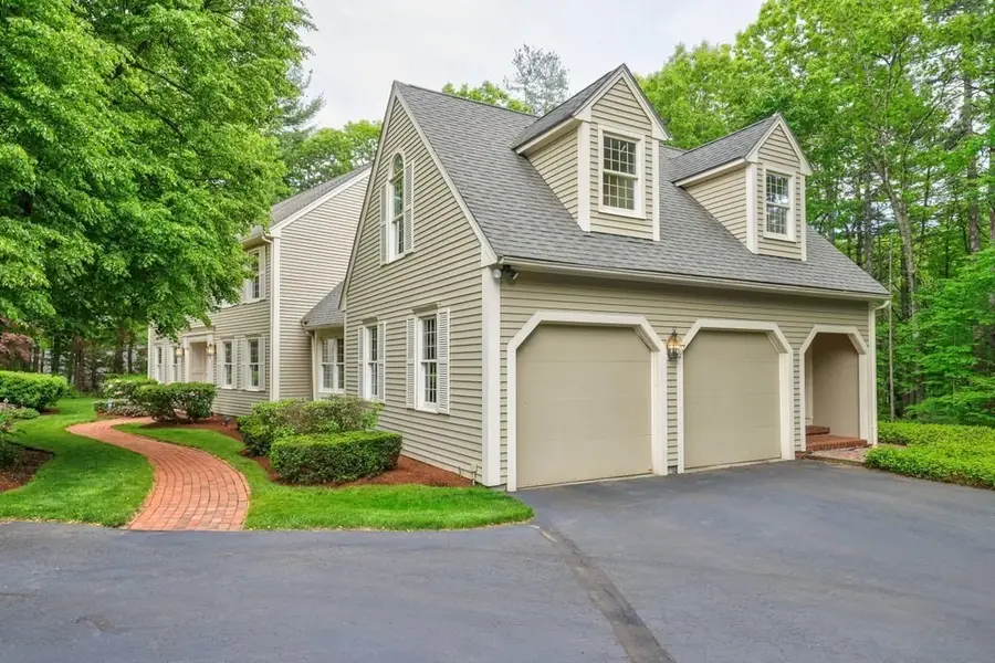 7 Village Green Lane, Holden, MA 01520 - #3